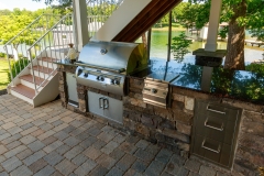8 - Outdoor Kitchen